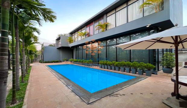 Luxury Villa for Rent with Swimming Pool in Krong Siem Reap